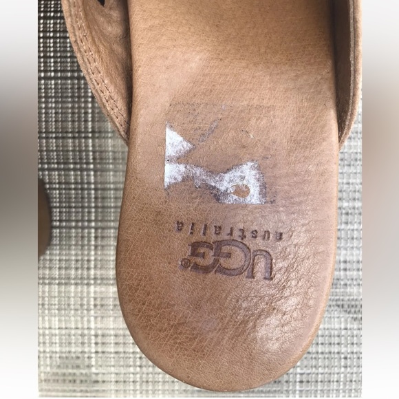 UGG Abbie Clogs Brown Suede Slip On Wood Heel Womens 8 Sheepskin Lined F8910E - Picture 9 of 11